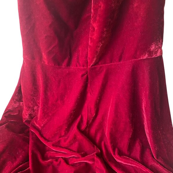 Red Velvet Halter Merlot Evening Mermaid Gown Keyhole Neckline Vampire New Years - Picture 9 of 11